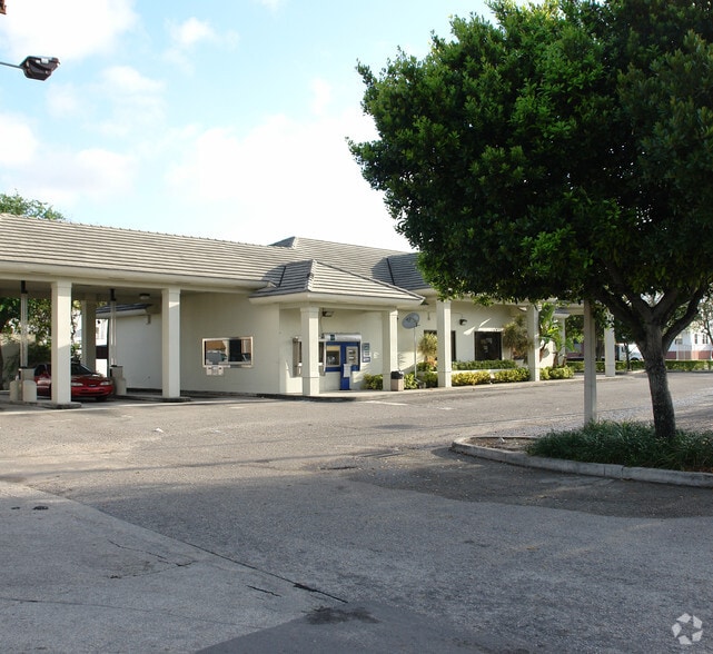 5991 Anglers Ave, Fort Lauderdale, FL for lease - Building Photo - Image 2 of 19