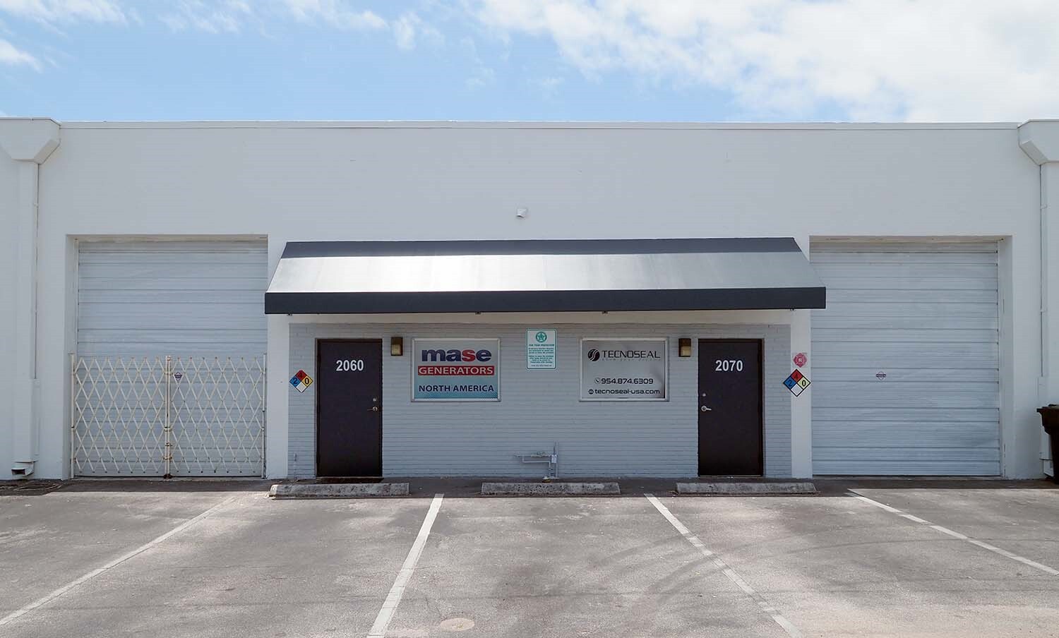 1900-2261 NW 29th St, Oakland Park, FL for lease Building Photo- Image 1 of 2