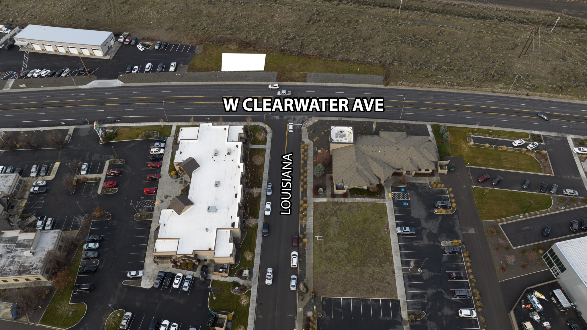 8504 W Clearwater Ave, Kennewick, WA for lease Primary Photo- Image 1 of 7