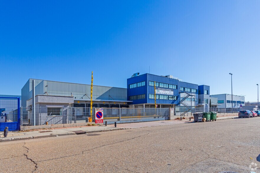  in Coslada, Madrid for sale - Primary Photo - Image 1 of 1