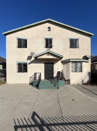 More details for 211 E 55th St, Los Angeles, CA - Multifamily for Sale