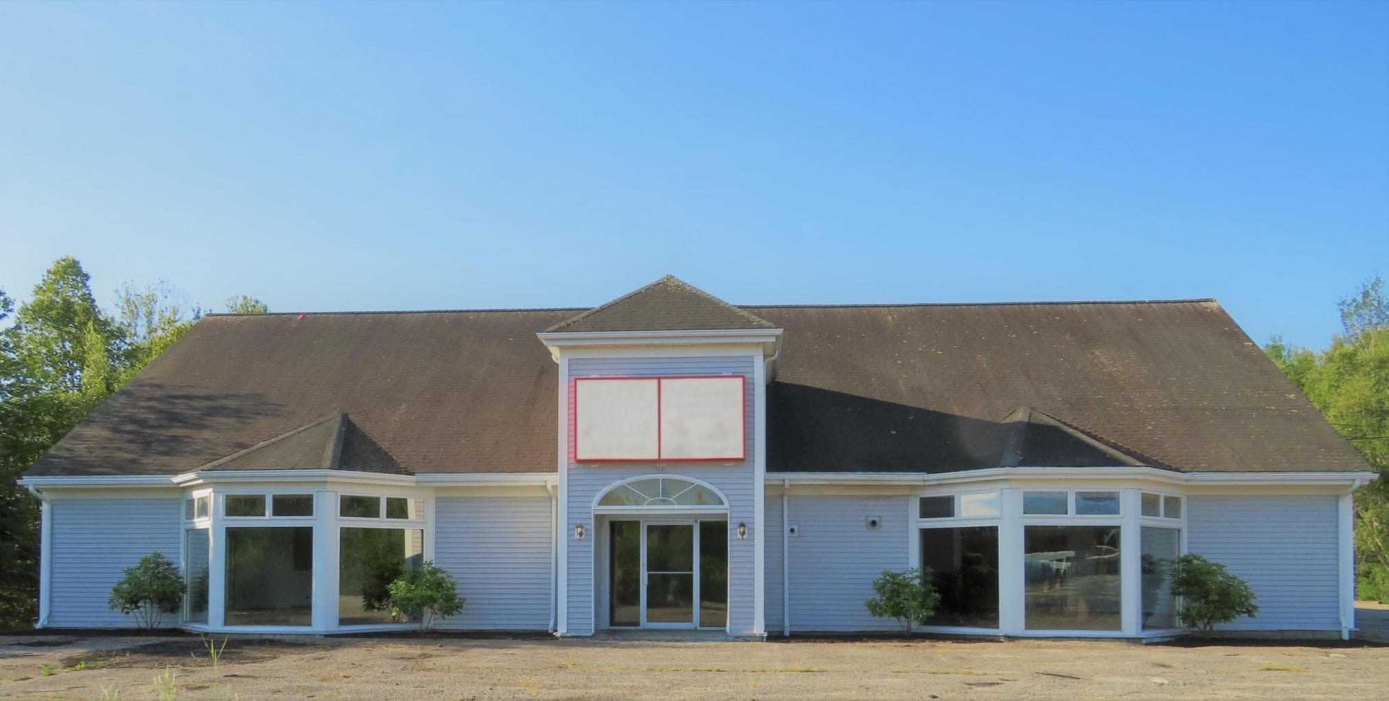 137 Downeast Hwy, Ellsworth, ME for sale Building Photo- Image 1 of 1