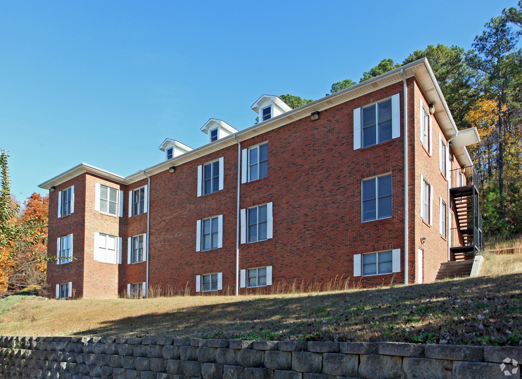 2441 Old Springville Rd, Birmingham, AL for sale Primary Photo- Image 1 of 1