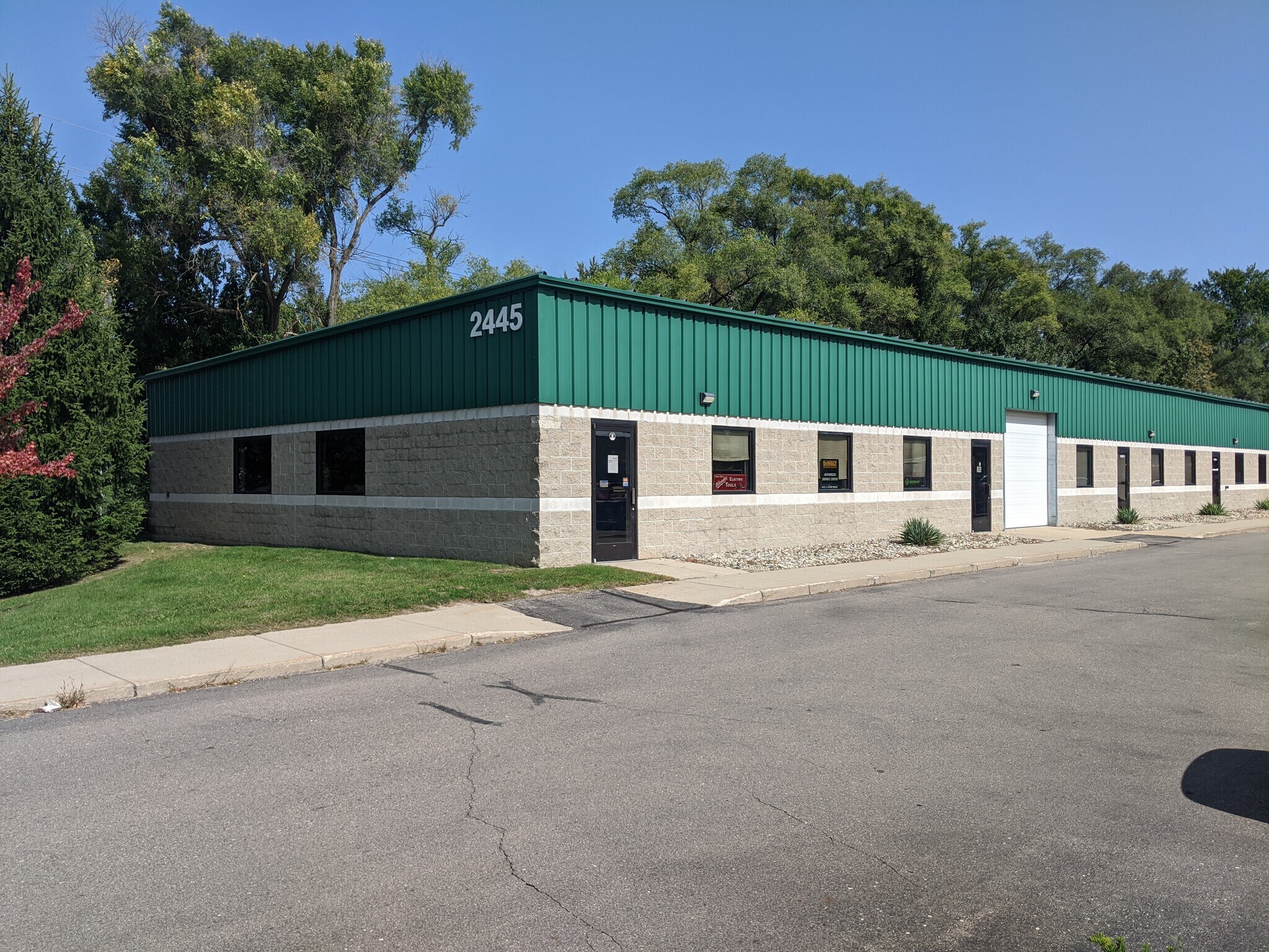 2445 S Industrial Hwy, Ann Arbor, MI 48104