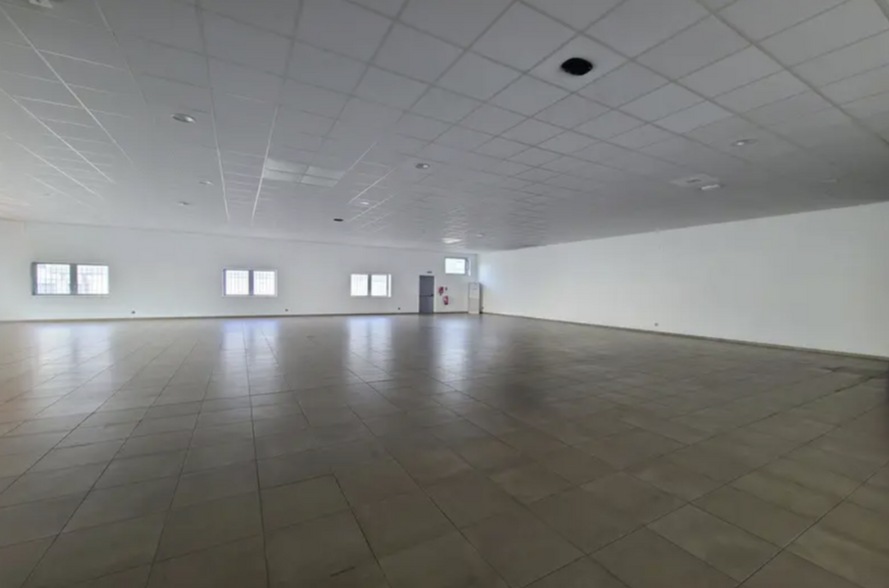 Flex in Narbonne for sale - Interior Photo - Image 2 of 8