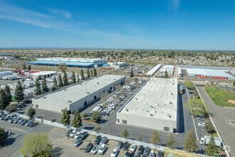 9090 Union Park Way, Elk Grove, CA - AERIAL map view