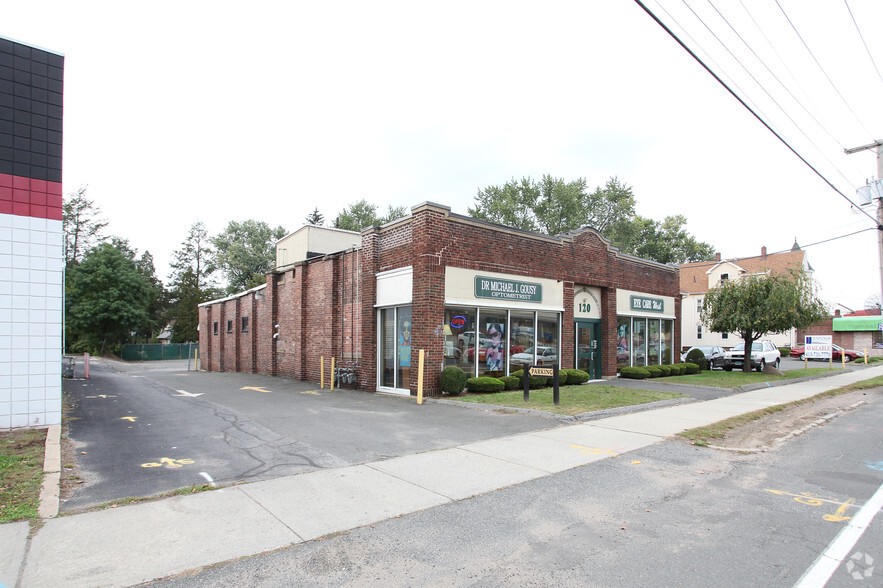 120 Westfield St, West Springfield, MA for lease - Primary Photo - Image 1 of 2