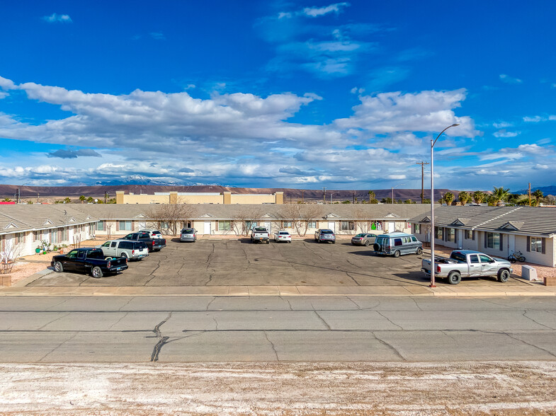 220 N Jones St, Overton, NV for sale - Building Photo - Image 1 of 1