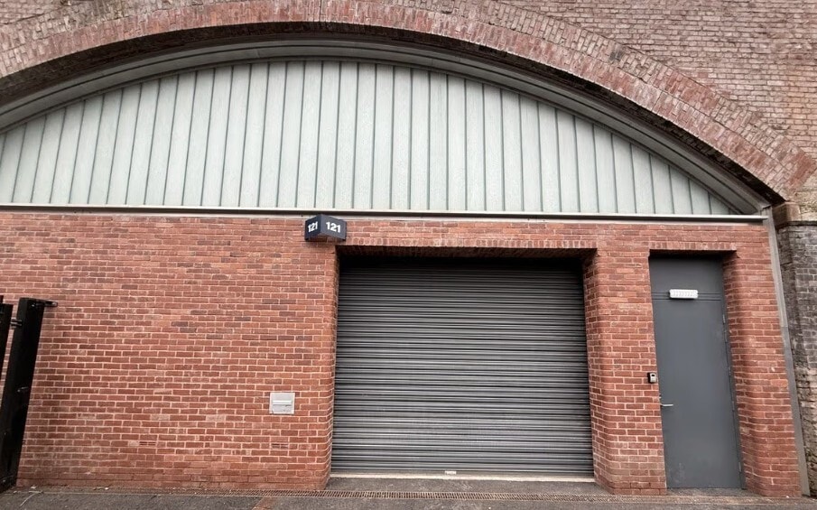 Woollam Pl, Manchester for lease - Primary Photo - Image 1 of 4