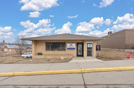 101 S Main St, Pine Island, MN for sale - Building Photo - Image 1 of 1