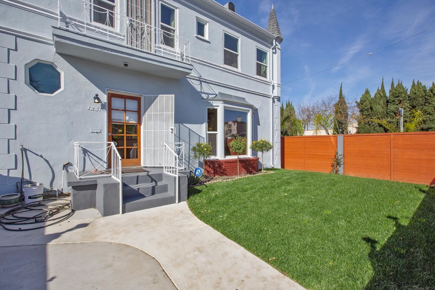 1251 S Muirfield Rd, Los Angeles, CA for sale Building Photo- Image 1 of 1