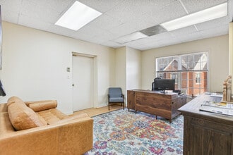 9911-9913 Georgetown Pike, Great Falls, VA for lease Interior Photo- Image 1 of 19