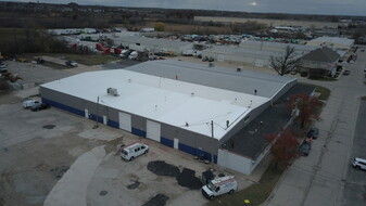 29850-29860 N Skokie Hwy, Lake Bluff IL - Warehouse