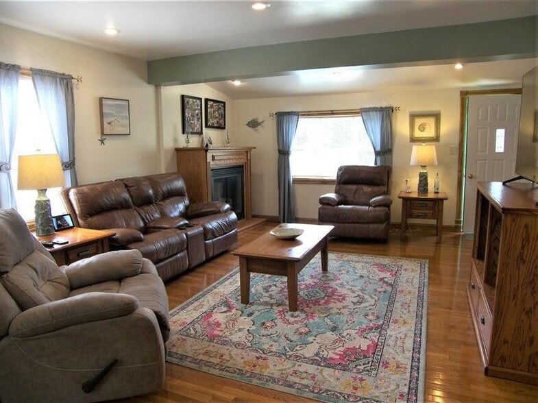 19449 US Highway 12, New Buffalo, MI for sale - Building Photo - Image 2 of 22