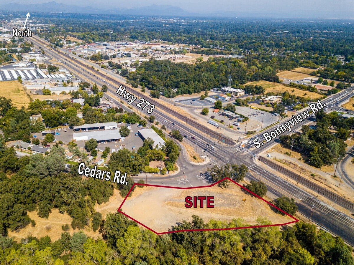 5950 Cedars, Redding, CA 96001