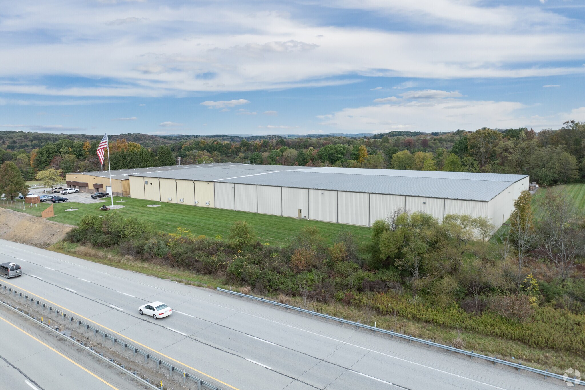 15 Glade Dr, Kittanning, PA for sale Primary Photo- Image 1 of 1