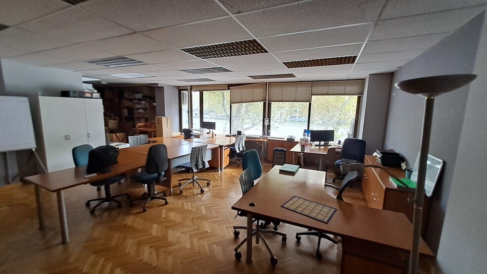 Office in Madrid, Madrid for lease - Interior Photo - Image 3 of 11