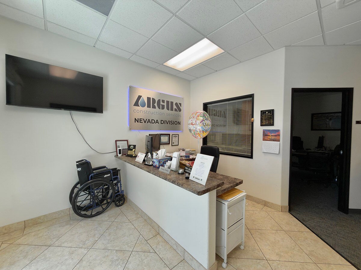 5580 S Fort Apache Rd, Las Vegas, NV for lease Interior Photo- Image 1 of 3