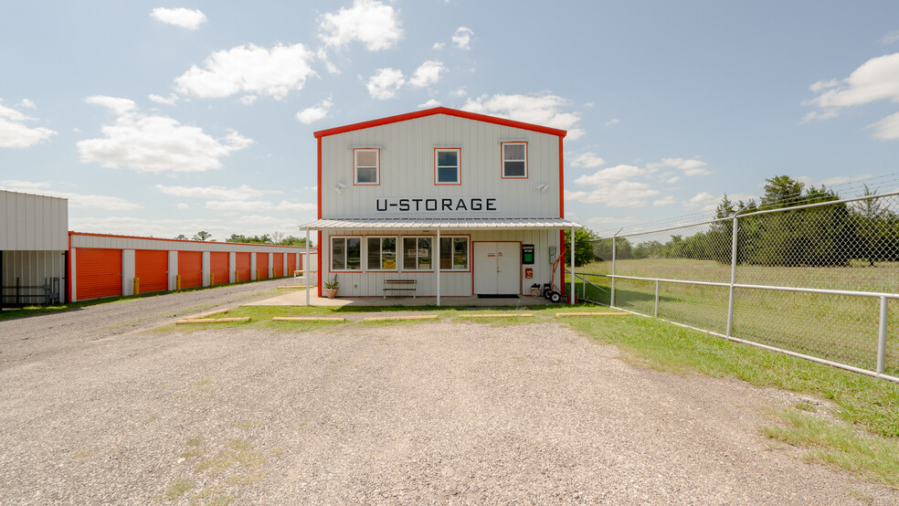 2913 TX-19, Huntsville, TX for sale - Primary Photo - Image 1 of 1