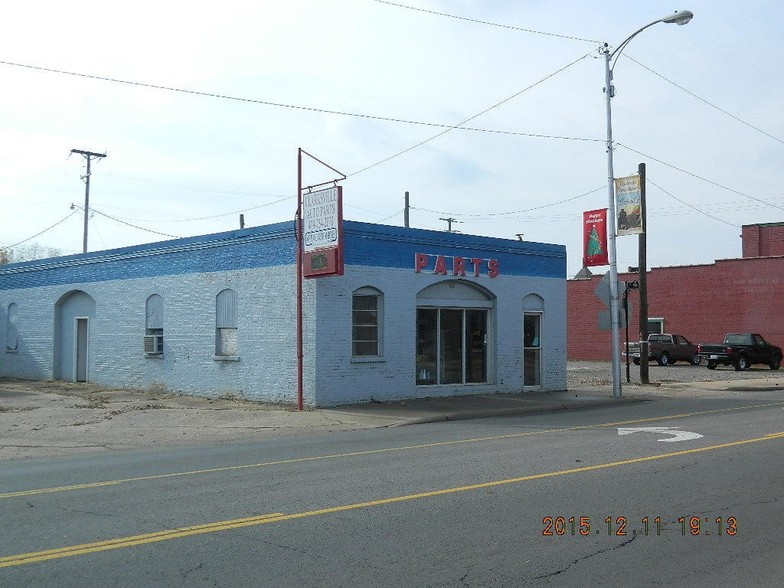 119 W Main St, Clarksville, AR for sale - Primary Photo - Image 1 of 1