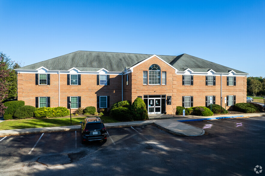 110 Hopewell Rd, Downingtown, PA for lease - Building Photo - Image 3 of 4