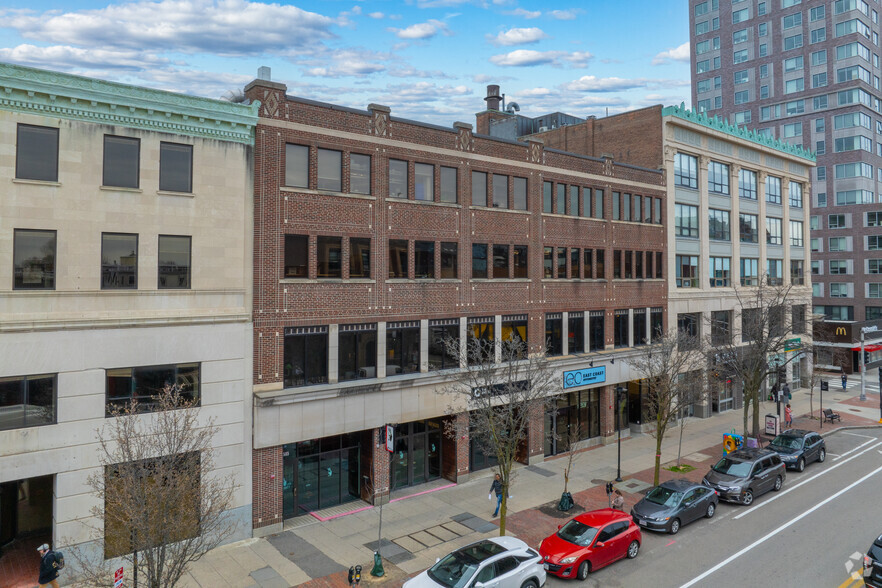 505 Massachusetts Ave, Cambridge, MA for lease - Building Photo - Image 2 of 4