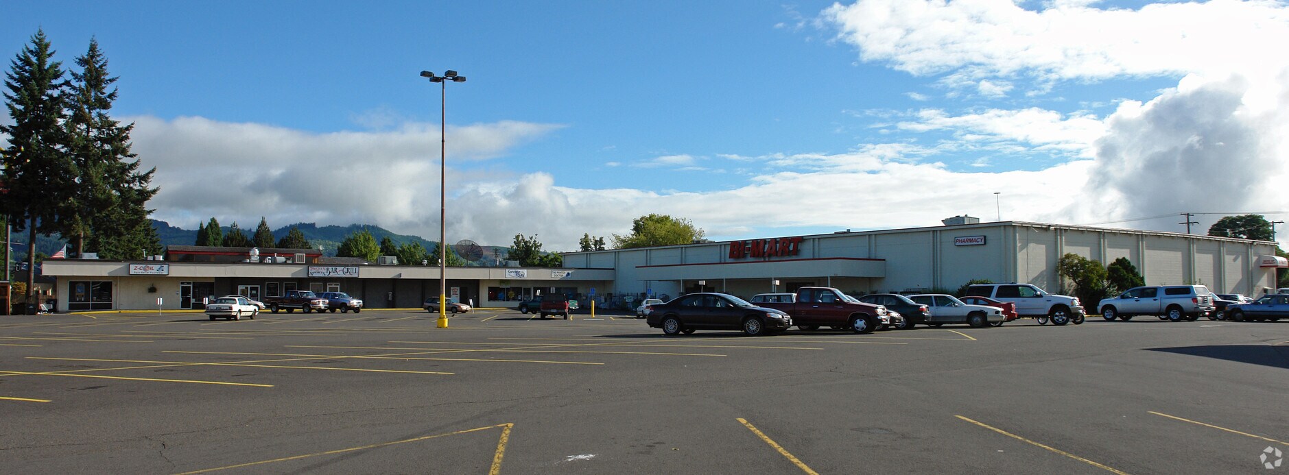 15071521 Mohawk Blvd, Springfield, OR 97477