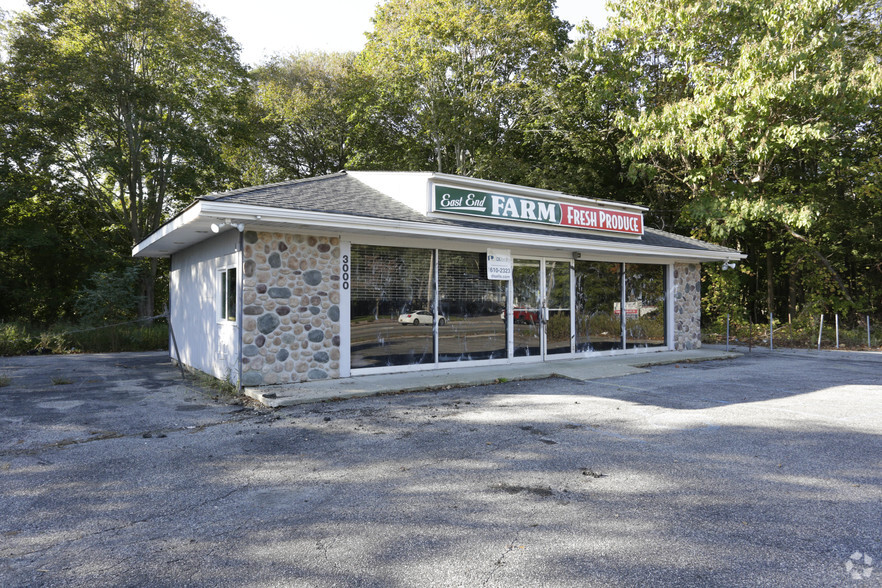 3000 Middle Country Rd, Lake Grove, NY for sale - Primary Photo - Image 1 of 1