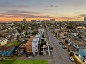 805 Avenue K, Galveston, TX - AERIAL  map view - Image1