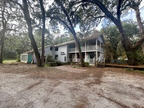 5381 S Fletcher Ave, Fernandina Beach, FL for lease Building Photo- Image 1 of 3