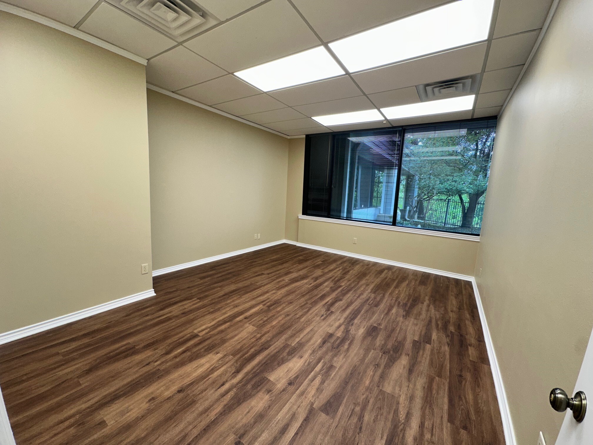 16135 Preston Rd, Dallas, TX for lease Building Photo- Image 1 of 1