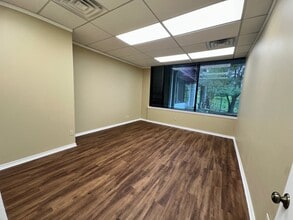 16135 Preston Rd, Dallas, TX for lease Building Photo- Image 1 of 1