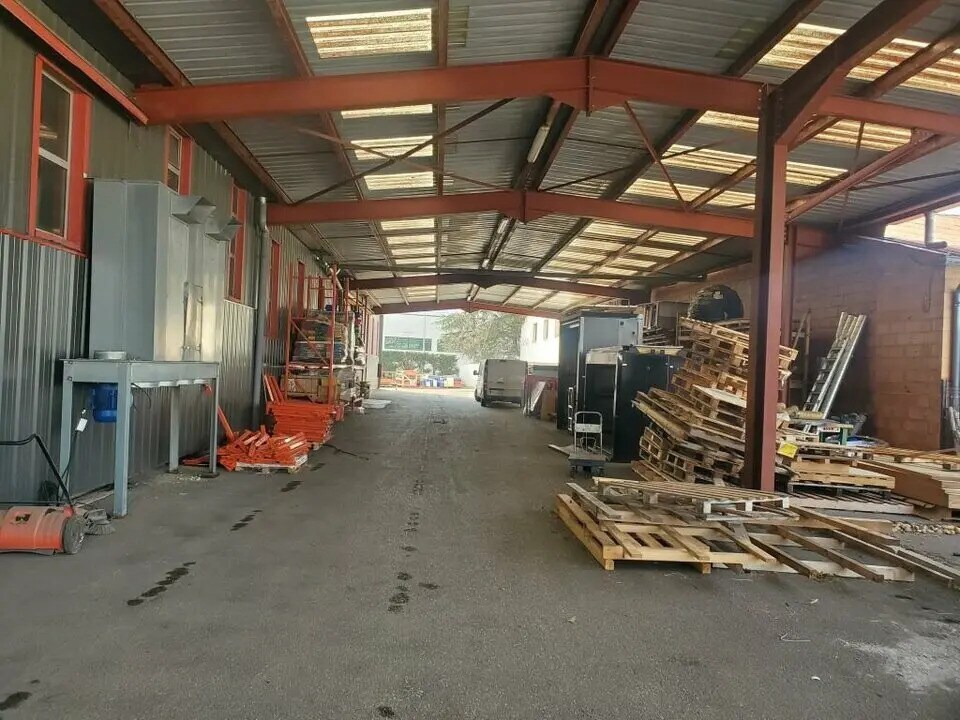 Industrial in CIVRIEUX-D'AZERGUES for lease Building Photo- Image 1 of 7
