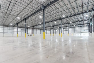 151-191 Enterprise Way, Pittston Township, PA for lease Interior Photo- Image 2 of 9