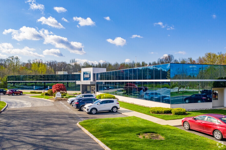 2000 Crawford Pl, Mount Laurel, NJ for lease - Building Photo - Image 3 of 4