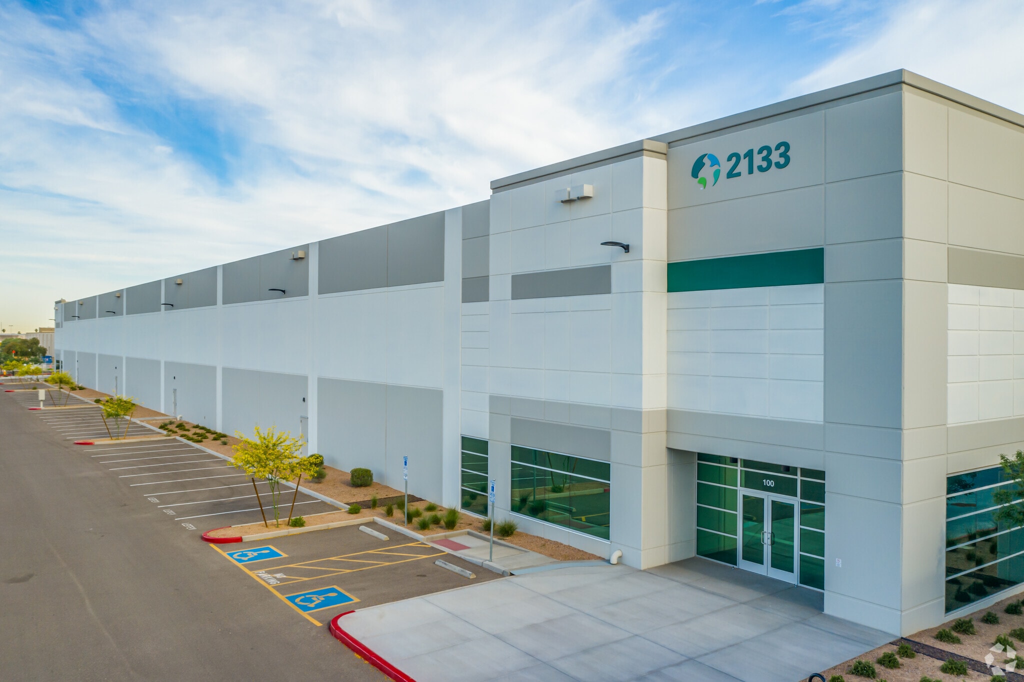2133 S 7th St, Phoenix, AZ for lease Primary Photo- Image 1 of 7