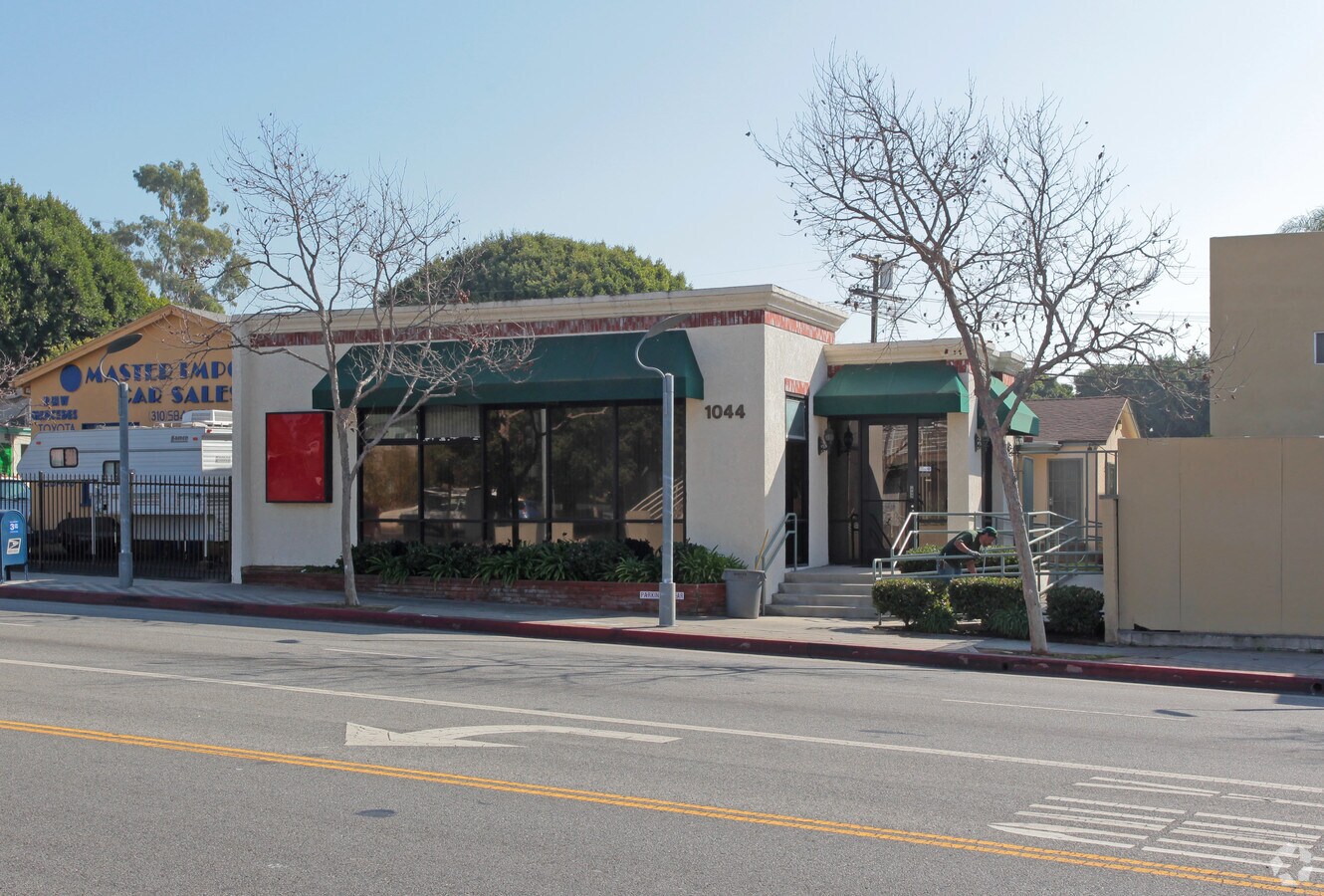 1044 Pico Blvd, Santa Monica, CA 90405