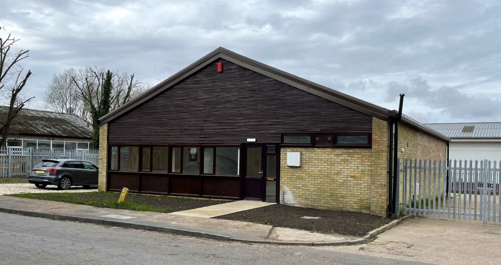 57 Eastern Way, Bury St Edmunds for lease - Primary Photo - Image 1 of 1