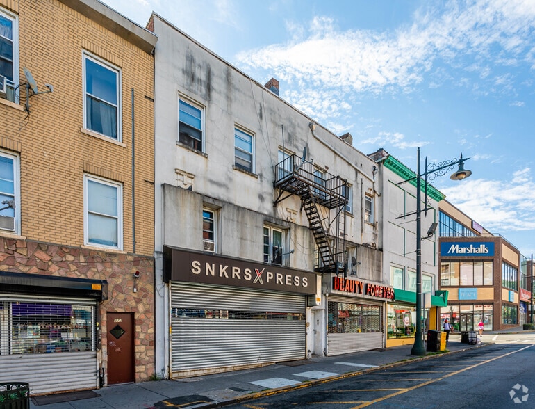 277 Main St, Paterson, NJ for lease - Building Photo - Image 1 of 12