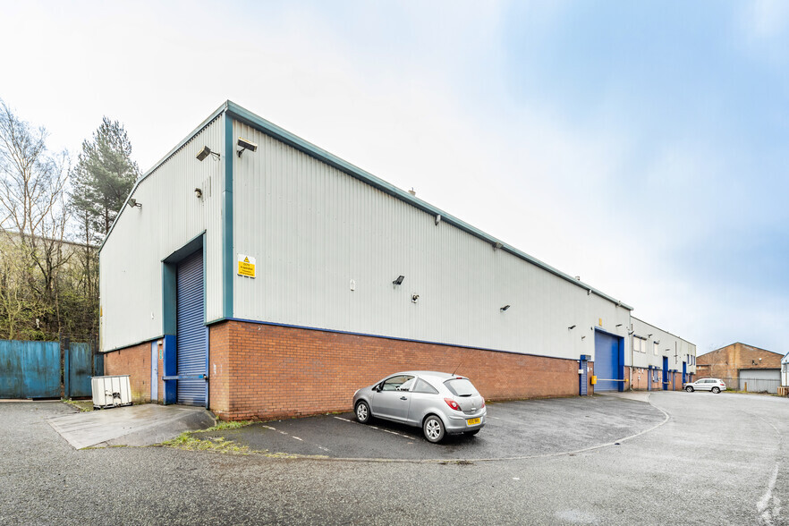 Queensway, Rochdale for sale - Primary Photo - Image 1 of 5