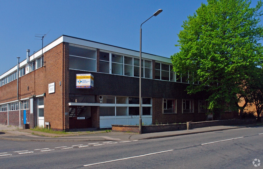 10 Browells Ln, Feltham for sale - Building Photo - Image 2 of 4