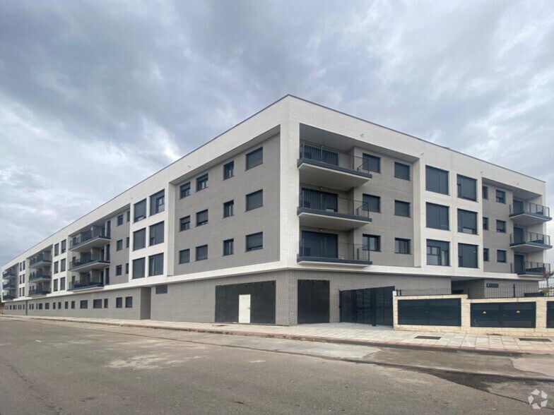 Avenida España, 8, Alovera, Guadalajara for sale - Building Photo - Image 1 of 1