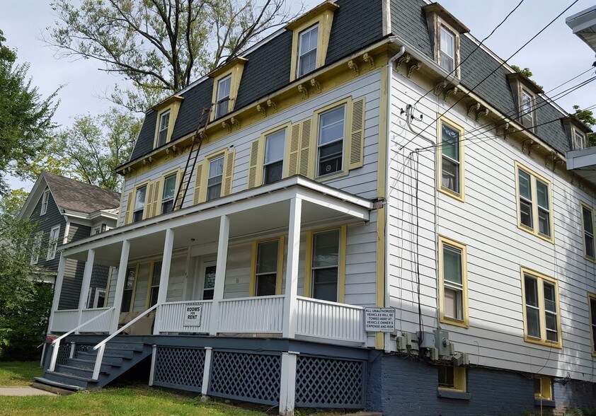 40 N Chestnut St, New Paltz, NY for sale - Primary Photo - Image 1 of 1