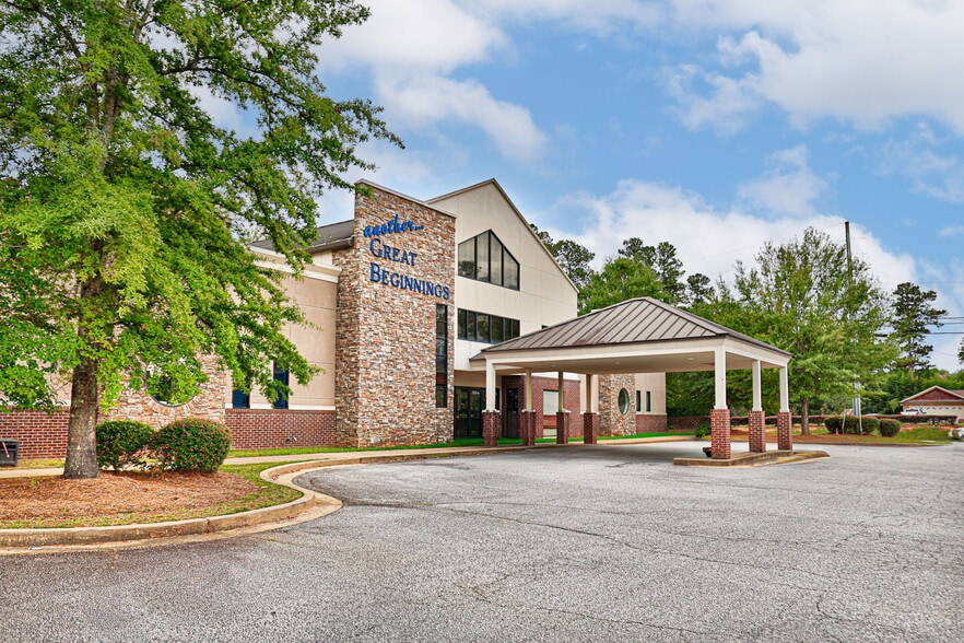 7830 Veterans Pky, Columbus, GA for sale - Primary Photo - Image 1 of 32