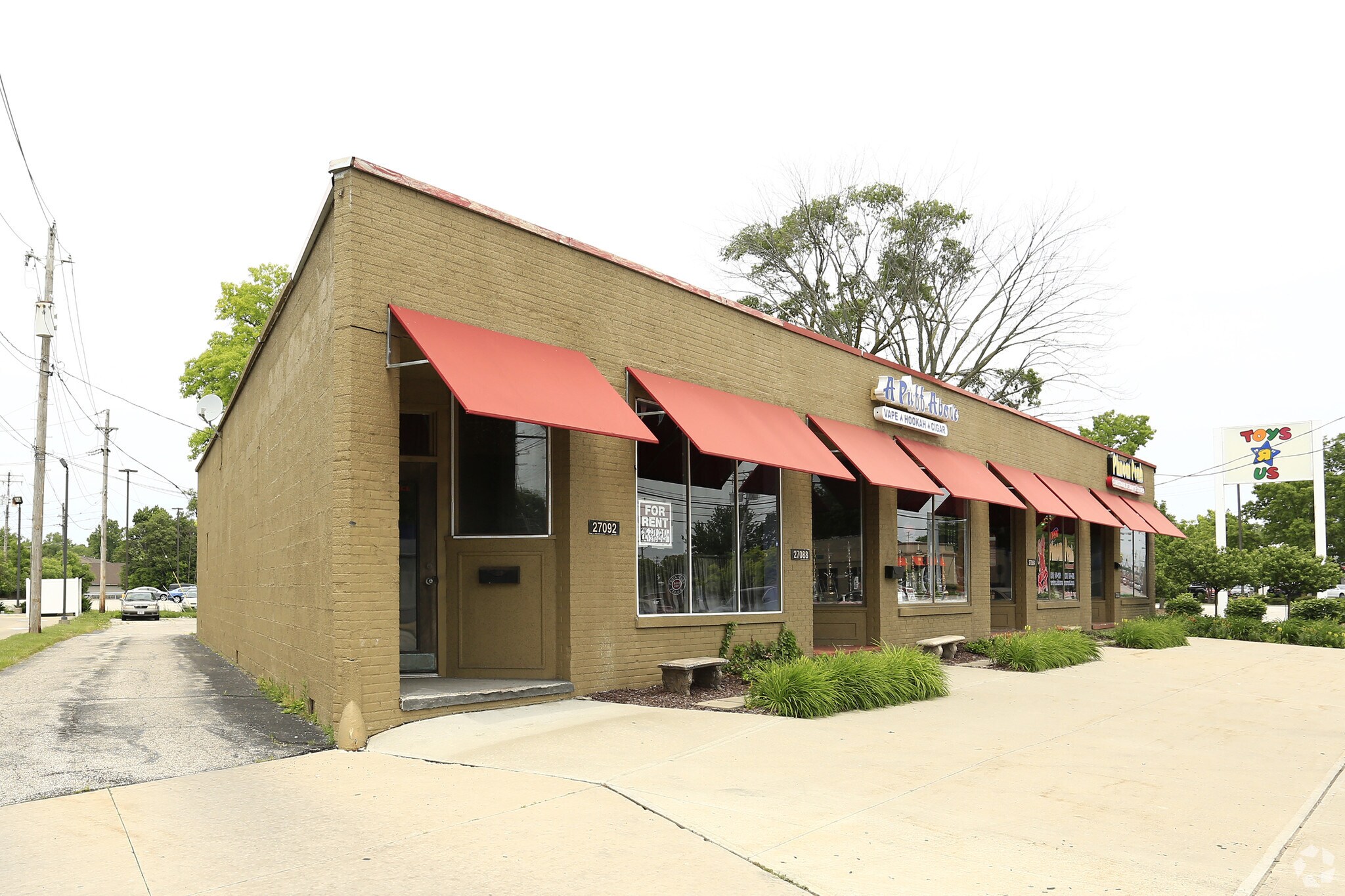 27080-27092 Lorain Rd, North Olmsted, OH for sale Primary Photo- Image 1 of 1