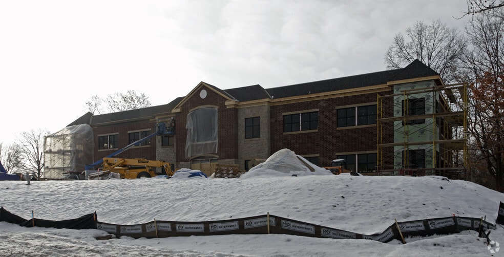 4605 E Galbraith Rd, Cincinnati, OH for sale - Building Photo - Image 3 of 17