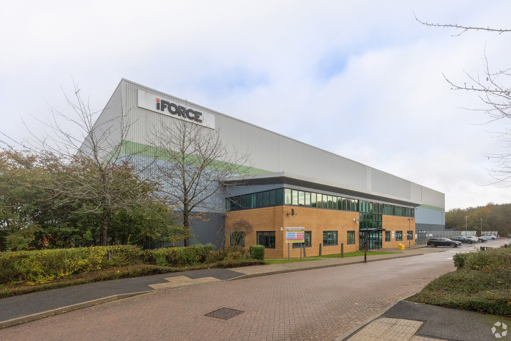 Long Croft Rd, Corby for sale Primary Photo- Image 1 of 1