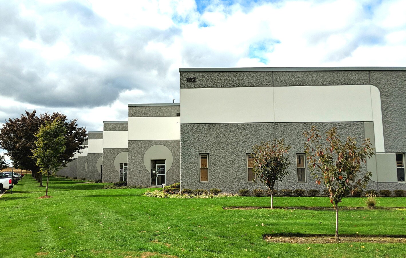 182 Ridge Rd, South Brunswick, NJ 08810