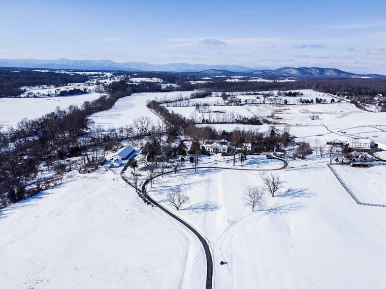 2333 N James Madison Hwy, Locust Dale, VA for sale - Building Photo - Image 3 of 26