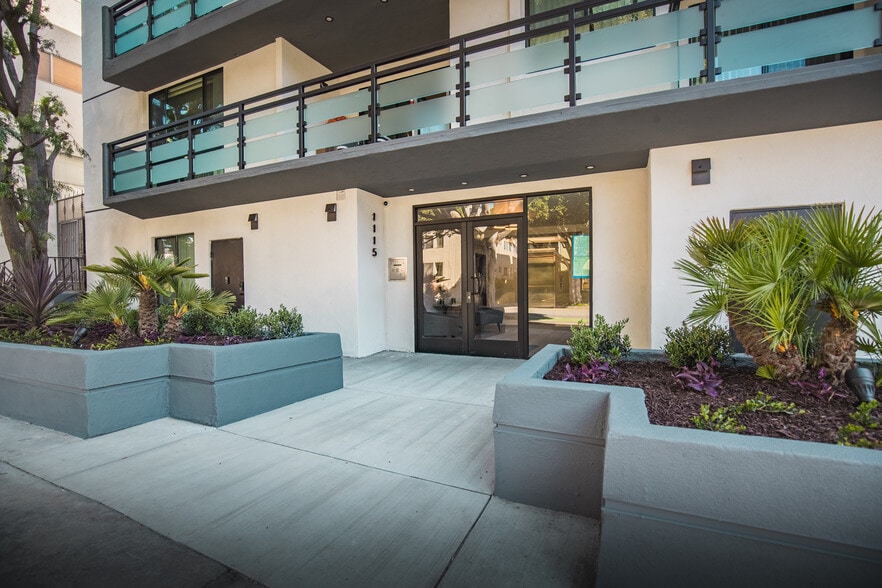 1115 14th St, Santa Monica, CA for sale - Primary Photo - Image 2 of 45